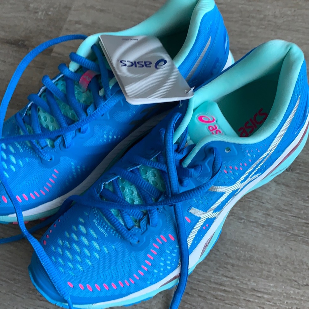 ASICS Gel-Kayano 23